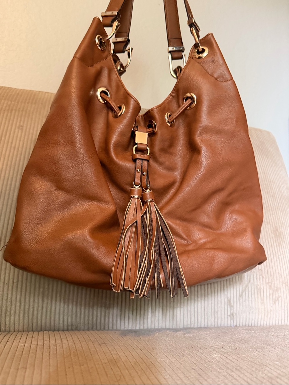 Soft Tassel Hobo Bag in Cognac